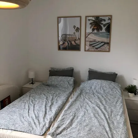 شقة Sbm Apartman *